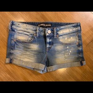 NWOT Express Jeans Denim Shorts Relaxed & Low Rise